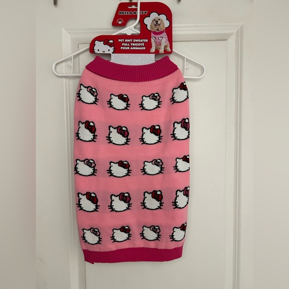NWT Hello Kitty Pet Knit Sweater Size Large - Picture 1 of 6